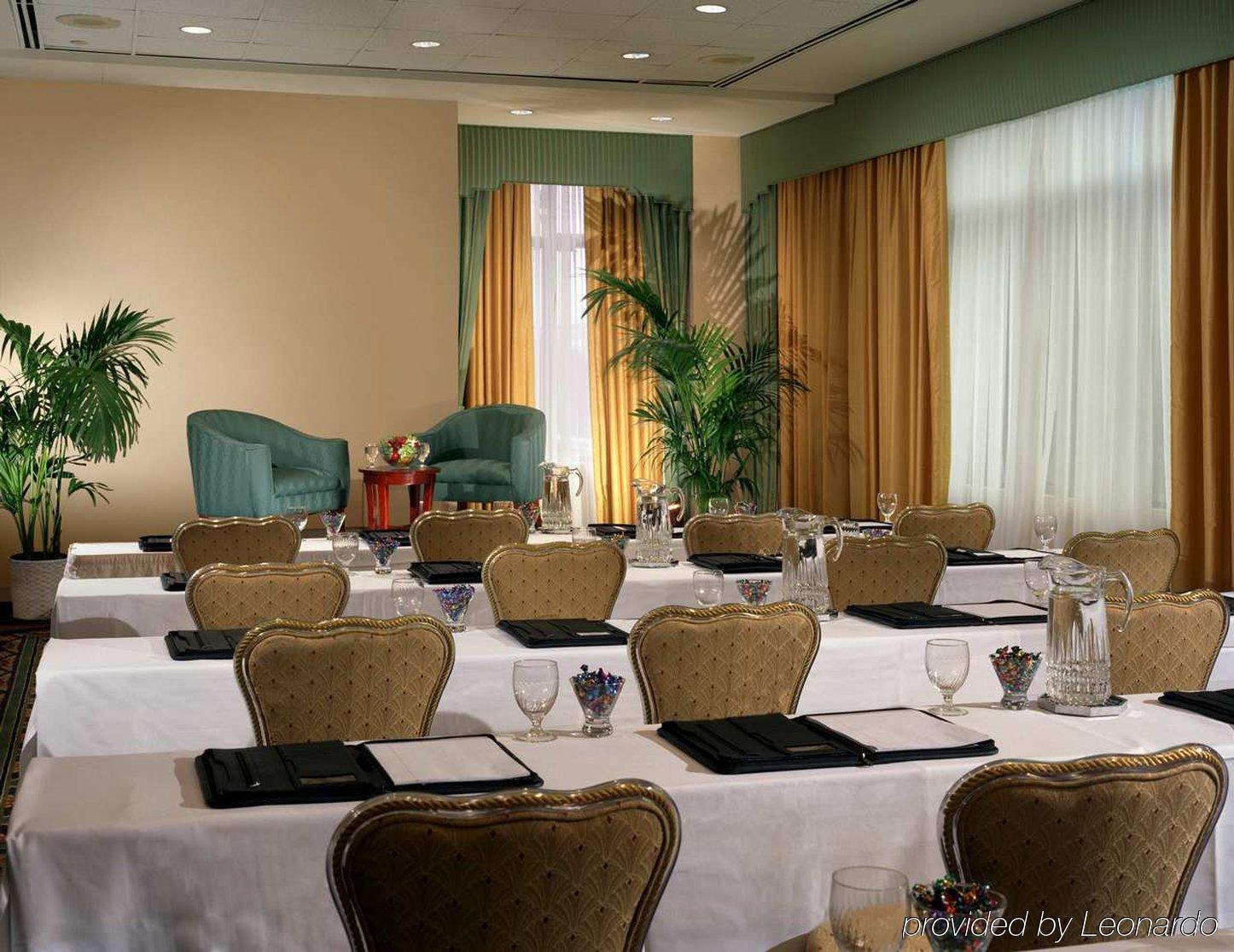 Hotel Hilton East Brunswick Facilités photo