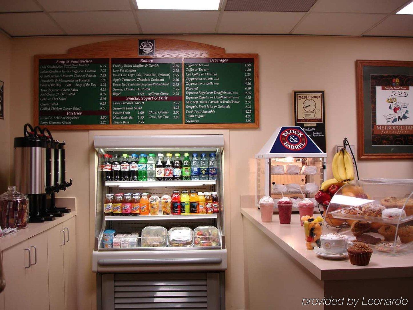 Hotel Hilton East Brunswick Restaurant photo