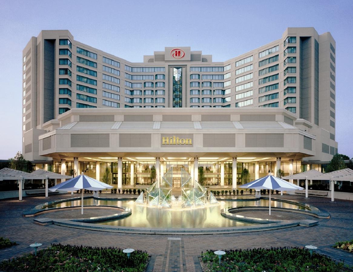 Hotel Hilton East Brunswick Extérieur photo